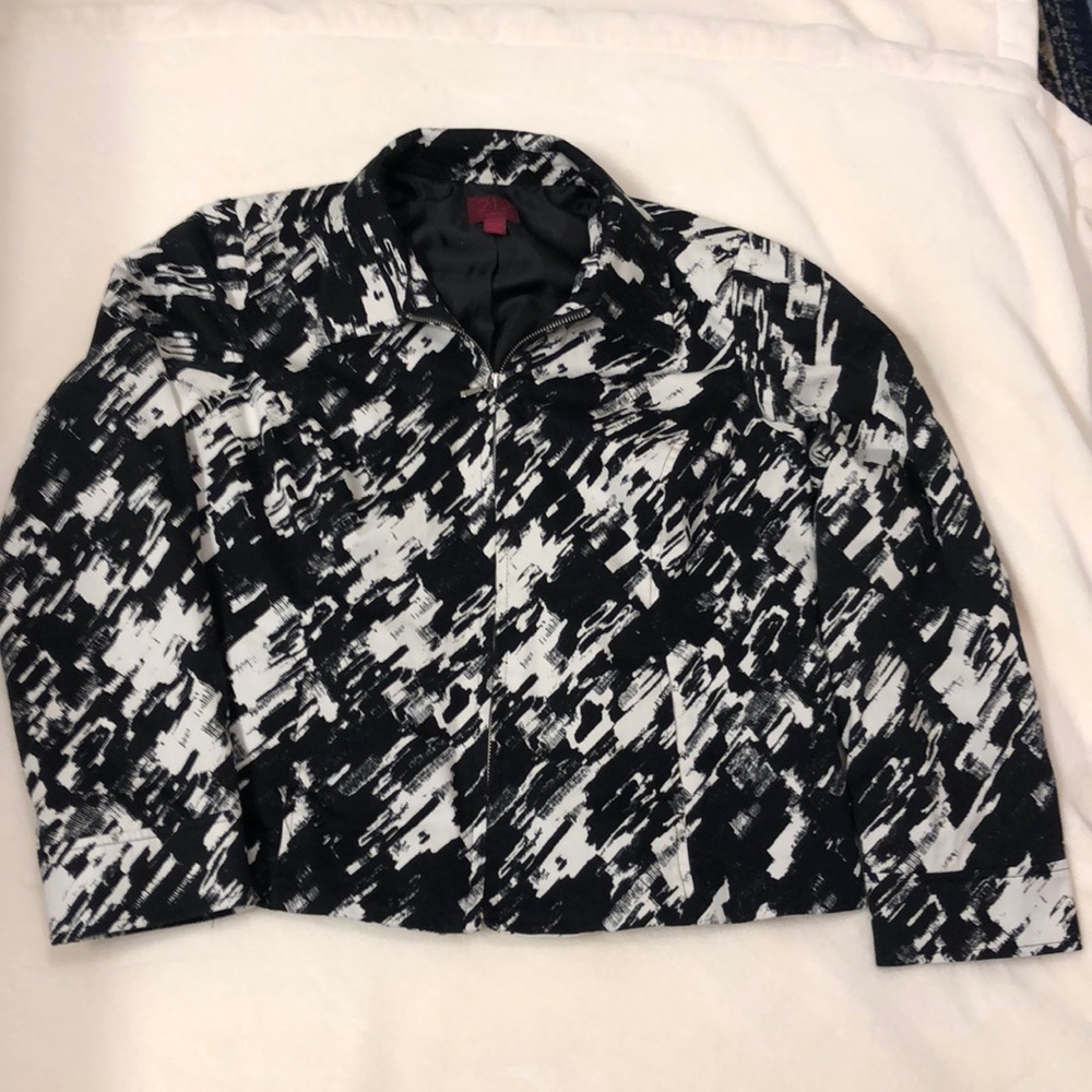 212 jacket Black & white Size L great condition